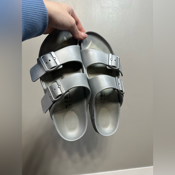 Birkenstock Arizona Essentials Metallic Silver Size 37 - Picture 12 of 13